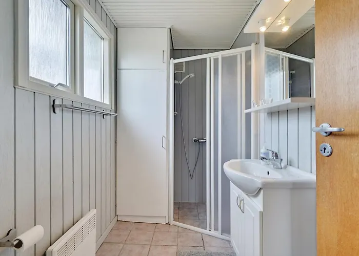 Alrich - 500m From The Sea By Interhome