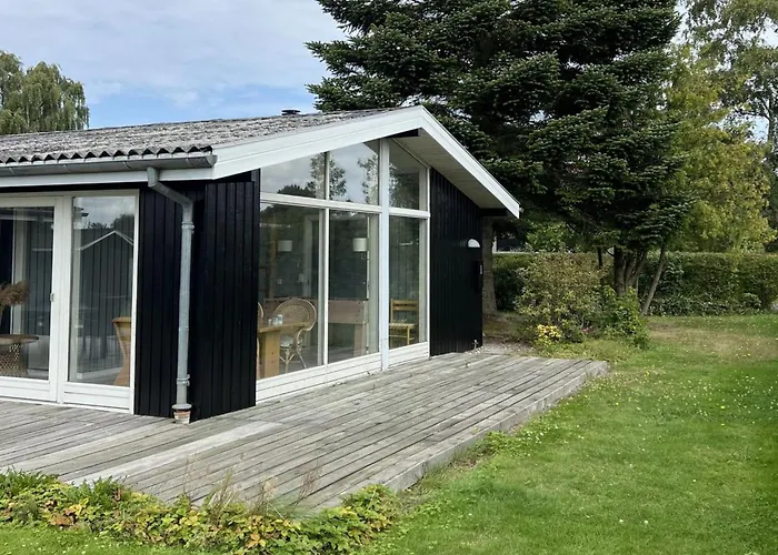 Holiday home Alrich - 500m From The Sea By Interhome